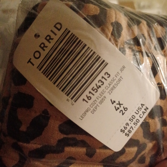 Torrid Leopard Cheetah Fleece Jogger Sweat Pants Plus Size - Picture 7 of 8